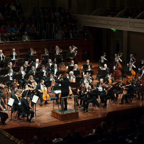 Nashville Symphony Performing