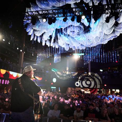 Luke Combs performing at Category 10