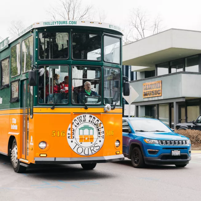 OldTownTrolley-MusicRow