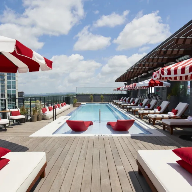 Feel a sense of luxury in Music City at Virgin Hotels Nashville's 14th floor rooftop oasis. Enjoy seasonal cocktails and bar bites by day and cool urban vibes by night as DJs carry the energy late into the night.